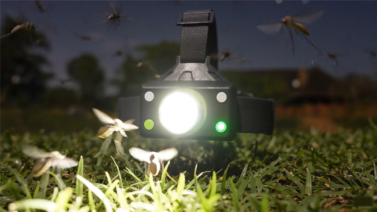 Repel HL projecting an adjustable-zoom LED beam